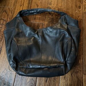 Classic Black Leather Hobo Shoulder Bag -